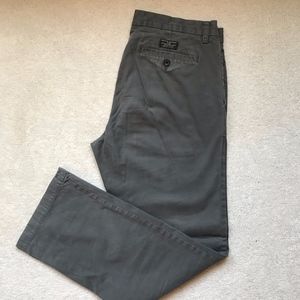 Banana Republic Dawson Chino (33x34)